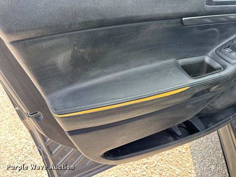 image for item DW3431 2019 Ford Explorer Police Interceptor SUV