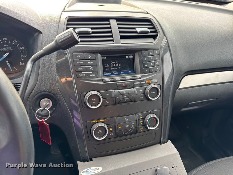 image for item DW3431 2019 Ford Explorer Police Interceptor SUV