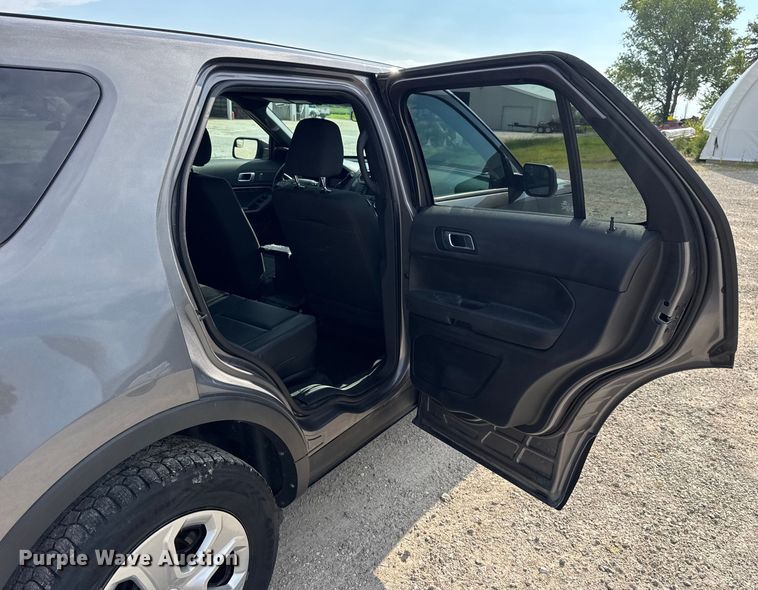 image for item DW3431 2019 Ford Explorer Police Interceptor SUV
