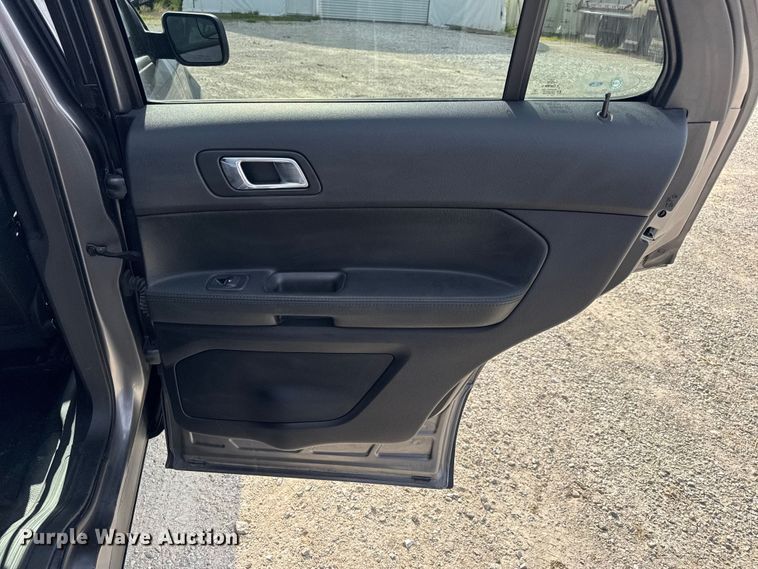 image for item DW3431 2019 Ford Explorer Police Interceptor SUV