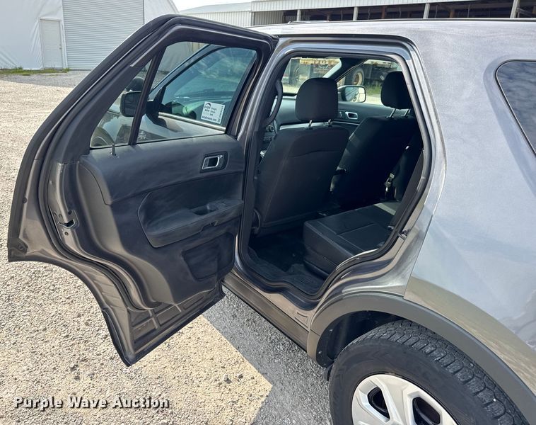 image for item DW3431 2019 Ford Explorer Police Interceptor SUV
