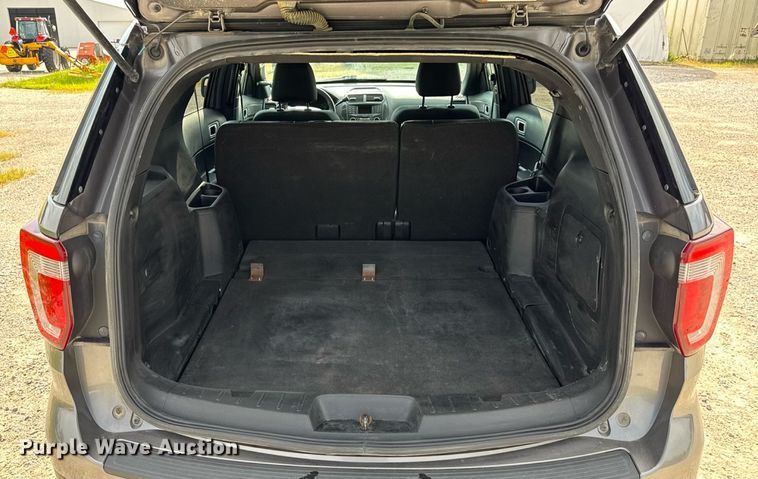 image for item DW3431 2019 Ford Explorer Police Interceptor SUV