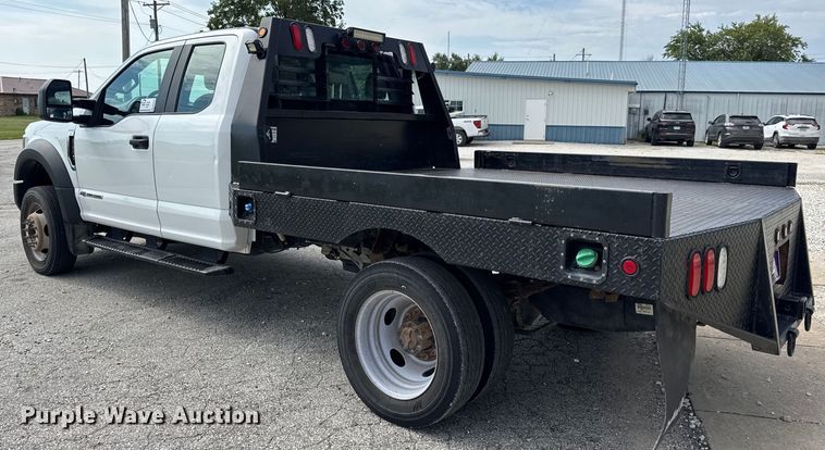 image for item DW3432 2018 Ford F450 Super Duty flatbed truck