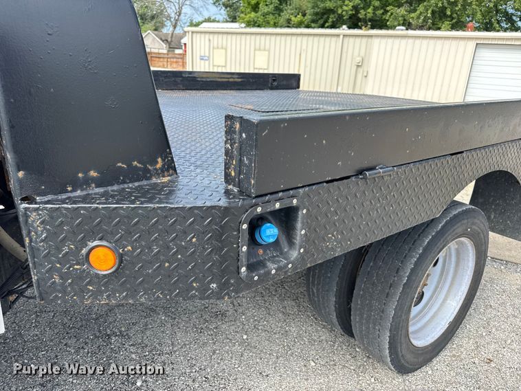 image for item DW3432 2018 Ford F450 Super Duty flatbed truck