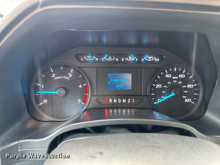 image for item DW3432 2018 Ford F450 Super Duty flatbed truck