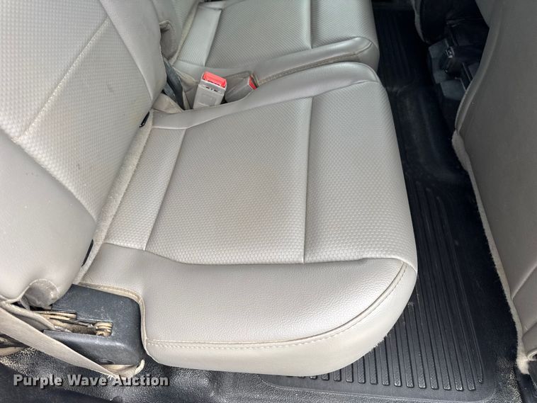 image for item DW3432 2018 Ford F450 Super Duty flatbed truck