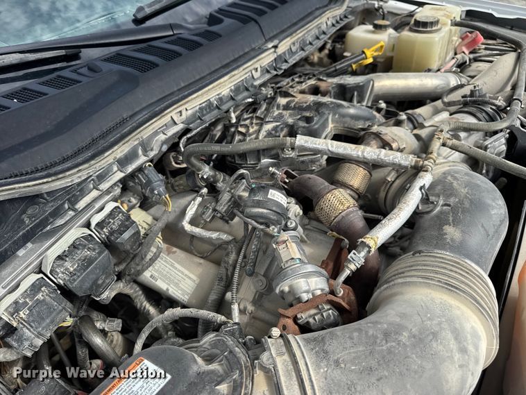 image for item DW3432 2018 Ford F450 Super Duty flatbed truck