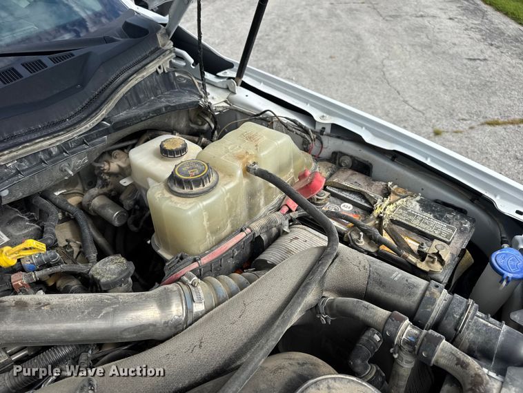 image for item DW3432 2018 Ford F450 Super Duty flatbed truck