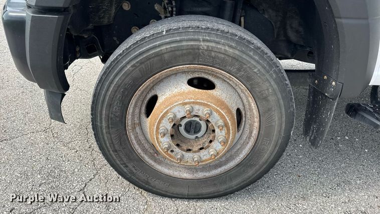 image for item DW3432 2018 Ford F450 Super Duty flatbed truck