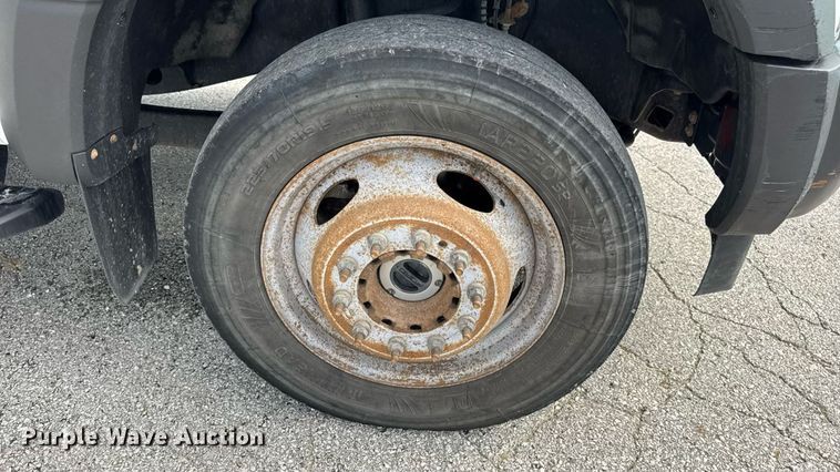 image for item DW3432 2018 Ford F450 Super Duty flatbed truck