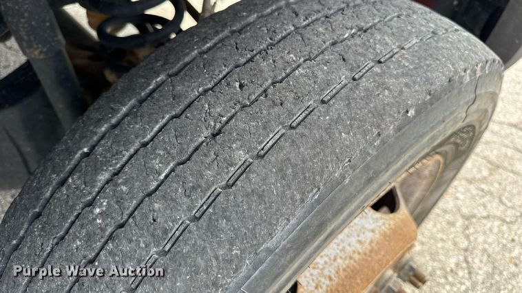 image for item DW3432 2018 Ford F450 Super Duty flatbed truck