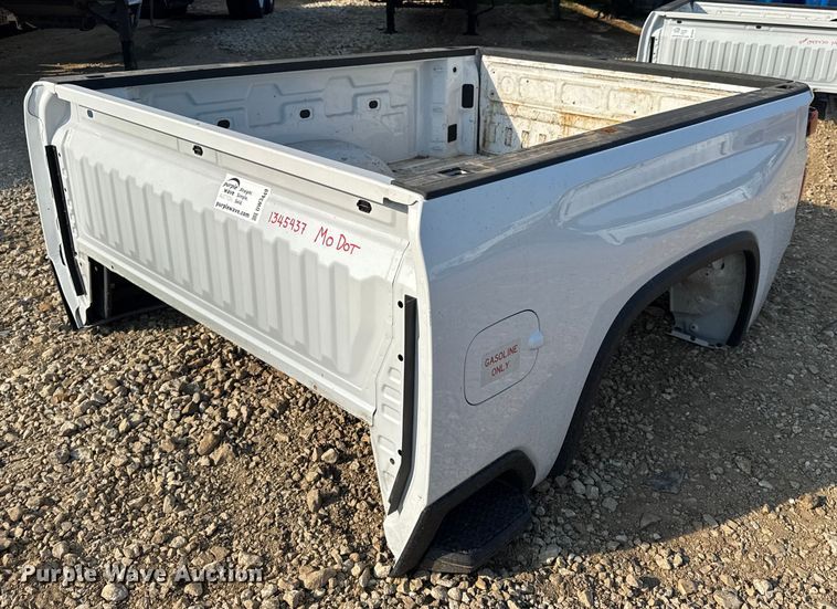 image for item DW3449 Chevrolet Silverado pickup truck bed