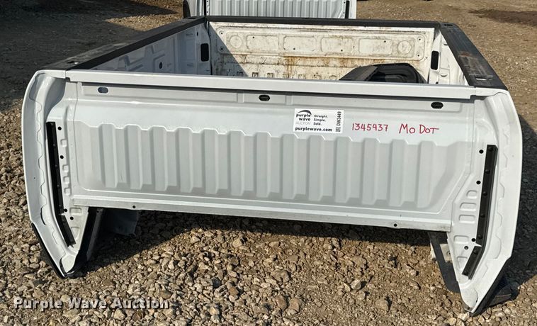 image for item DW3449 Chevrolet Silverado pickup truck bed