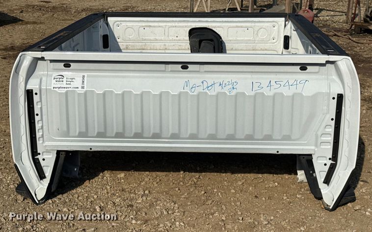 image for item DW3450 Chevrolet Silverado pickup truck bed