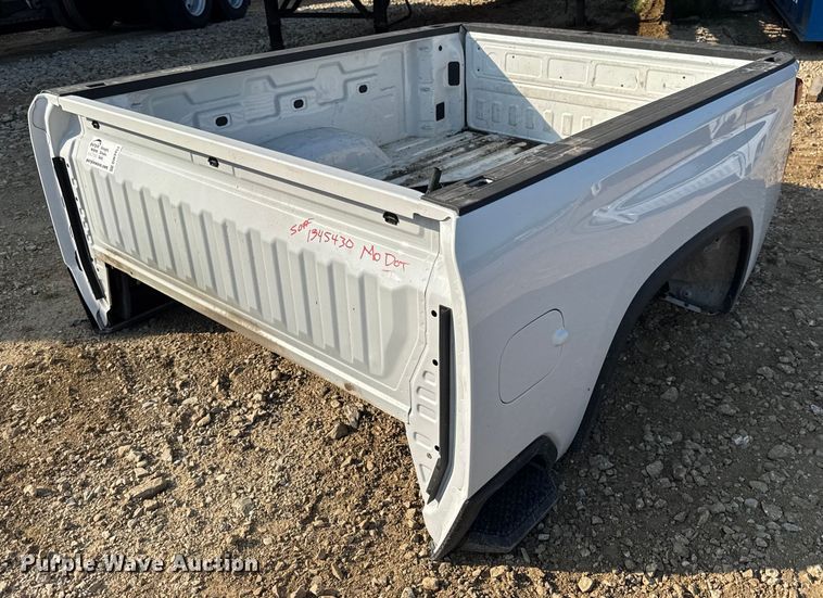 image for item DW3451 Chevrolet Silverado pickup truck bed