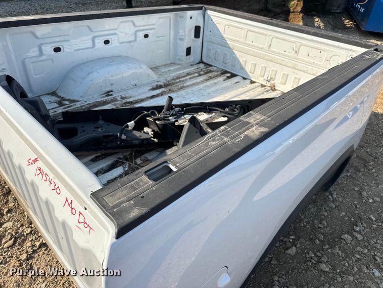 image for item DW3451 Chevrolet Silverado pickup truck bed