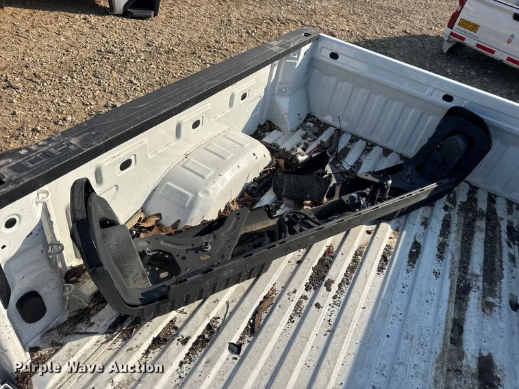 image for item DW3451 Chevrolet Silverado pickup truck bed