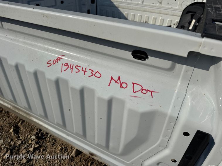 image for item DW3451 Chevrolet Silverado pickup truck bed