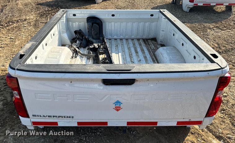 image for item DW3452 Chevrolet Silverado pickup truck bed