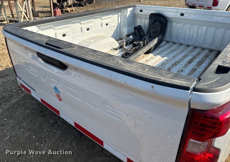 image for item DW3452 Chevrolet Silverado pickup truck bed