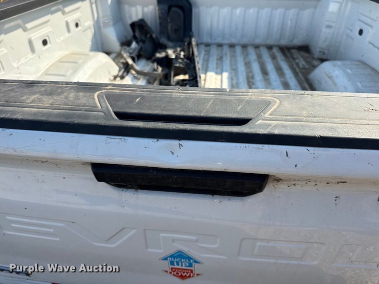 image for item DW3452 Chevrolet Silverado pickup truck bed