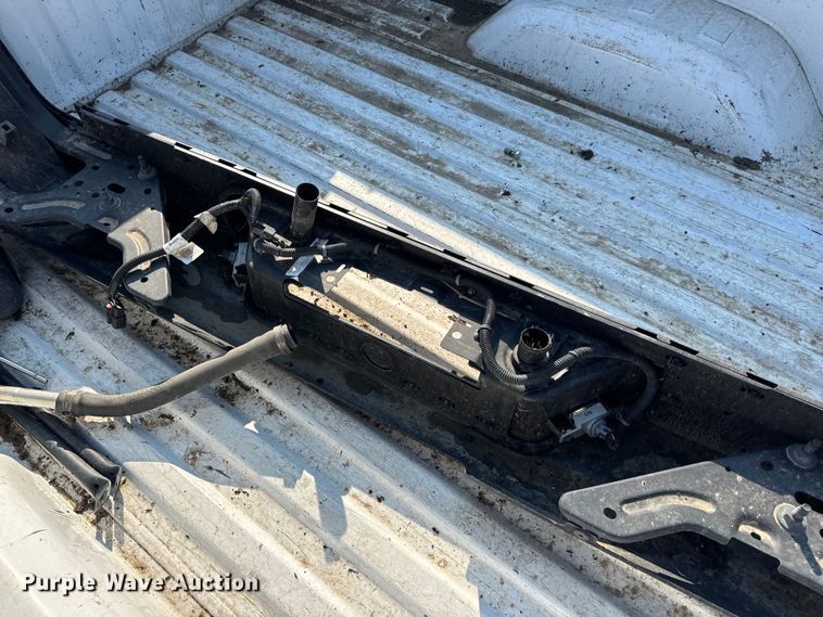 image for item DW3452 Chevrolet Silverado pickup truck bed