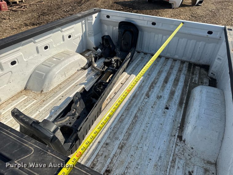 image for item DW3452 Chevrolet Silverado pickup truck bed