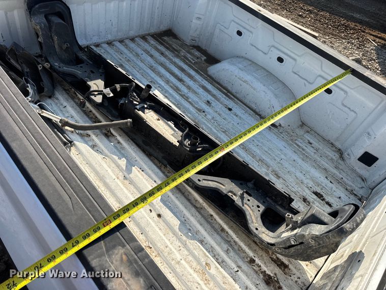 image for item DW3452 Chevrolet Silverado pickup truck bed