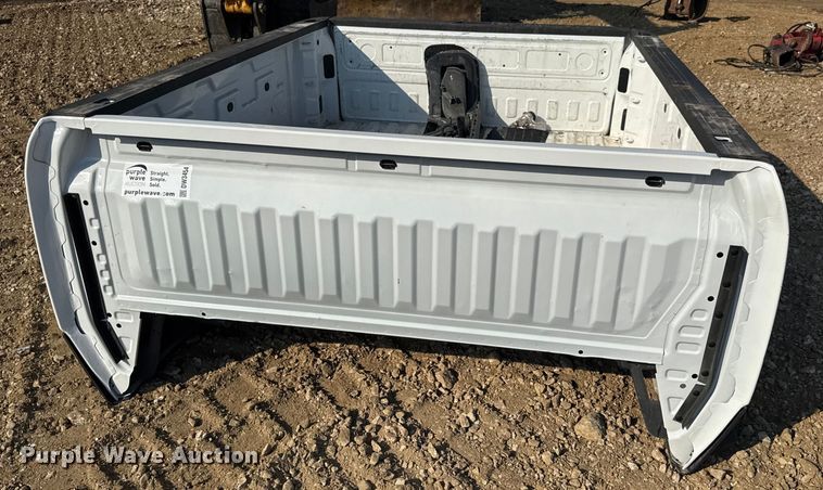 image for item DW3454 Chevrolet Silverado pickup truck bed