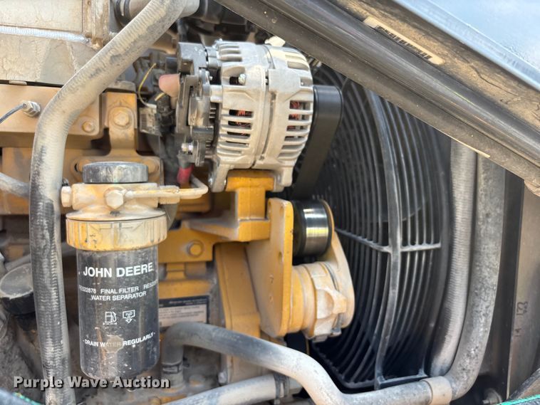 image for item DW7249 2011 John Deere 310SJ backhoe