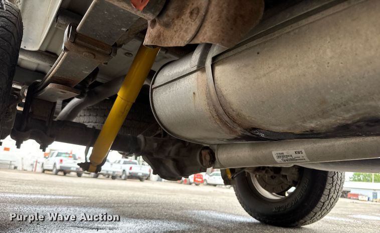 image for item DY0212 2004 Chevrolet Silverado 1500 Ext. Cab pickup truck