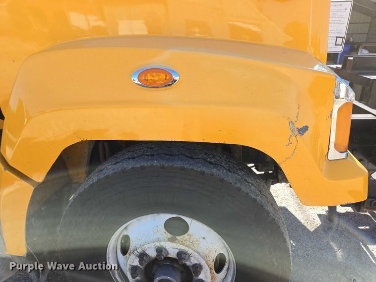 image for item DY0394 2015 Western Star 4700SF dump truck