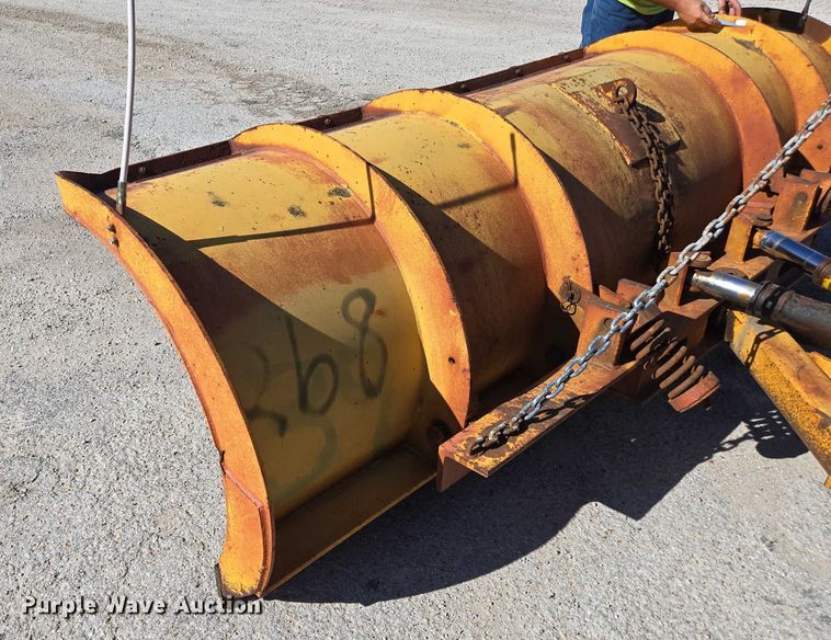 image for item DY0394 2015 Western Star 4700SF dump truck