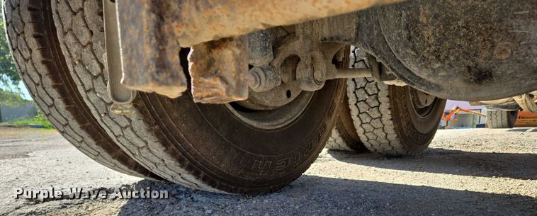 image for item DY0394 2015 Western Star 4700SF dump truck