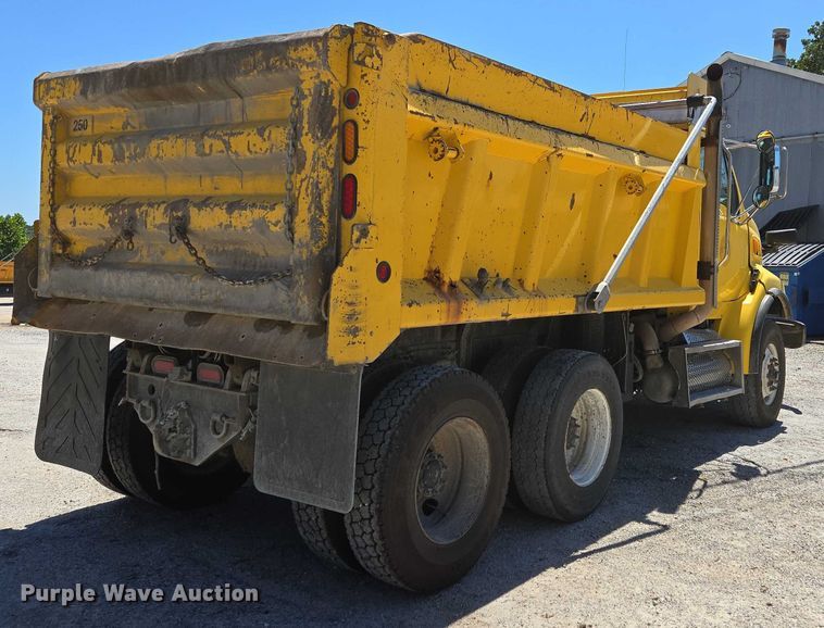 image for item DY0395 2009 Sterling L-Line dump truck