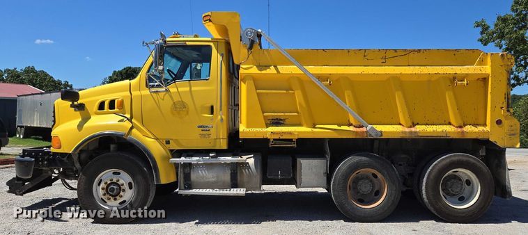 image for item DY0395 2009 Sterling L-Line dump truck