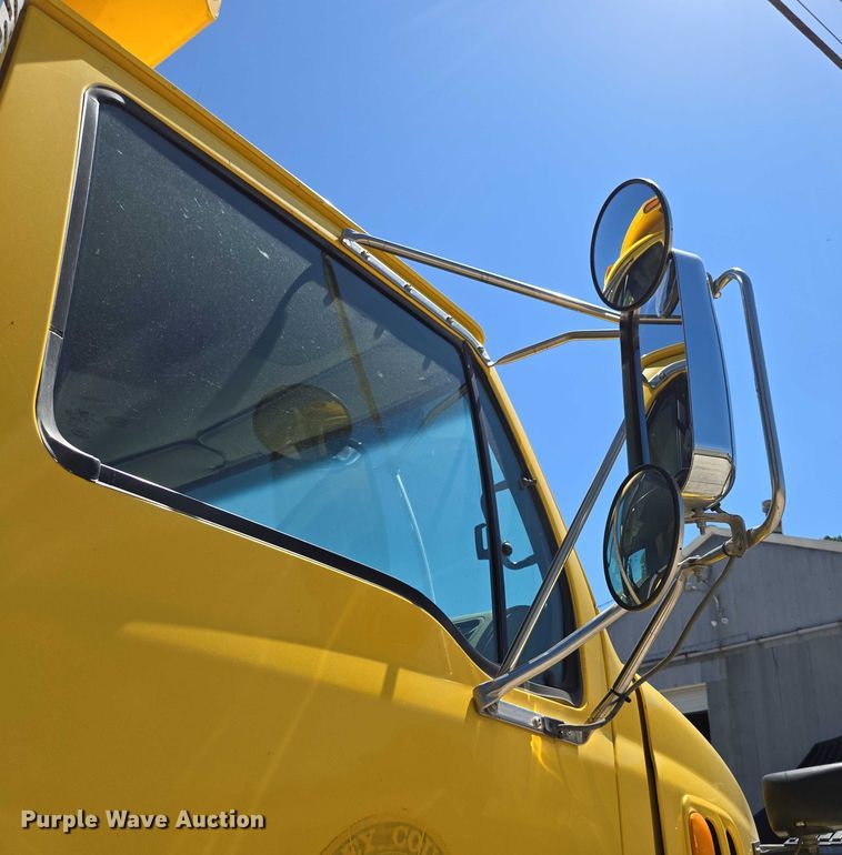 image for item DY0395 2009 Sterling L-Line dump truck