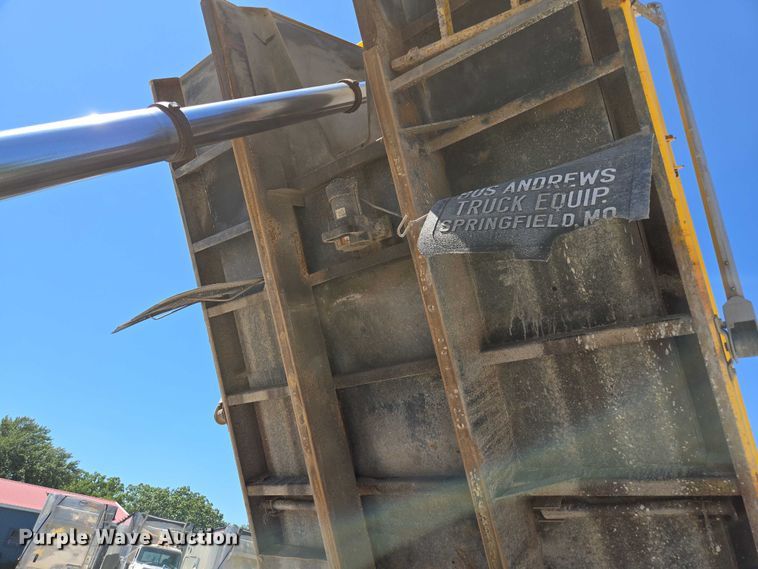 image for item DY0395 2009 Sterling L-Line dump truck