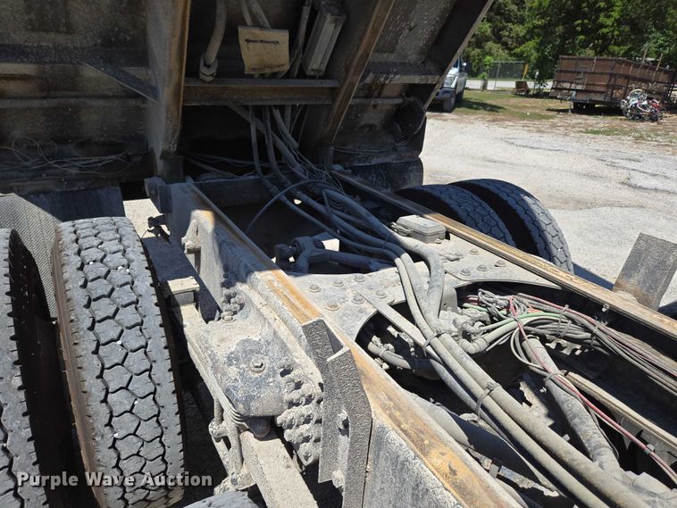 image for item DY0395 2009 Sterling L-Line dump truck
