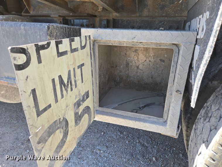 image for item DY0395 2009 Sterling L-Line dump truck