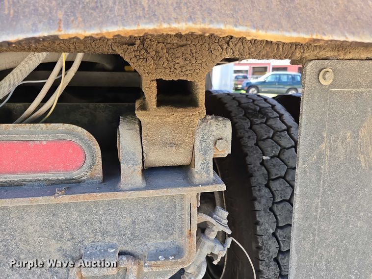 image for item DY0395 2009 Sterling L-Line dump truck