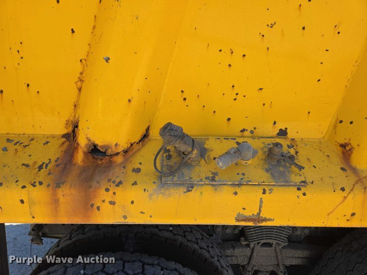 image for item DY0395 2009 Sterling L-Line dump truck