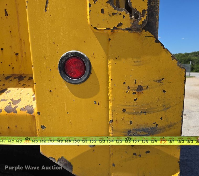 image for item DY0395 2009 Sterling L-Line dump truck