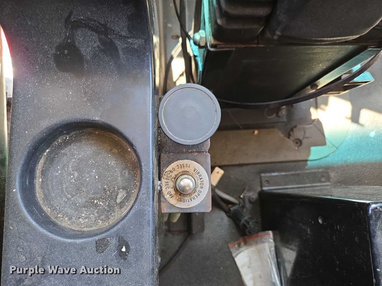 image for item DY0395 2009 Sterling L-Line dump truck