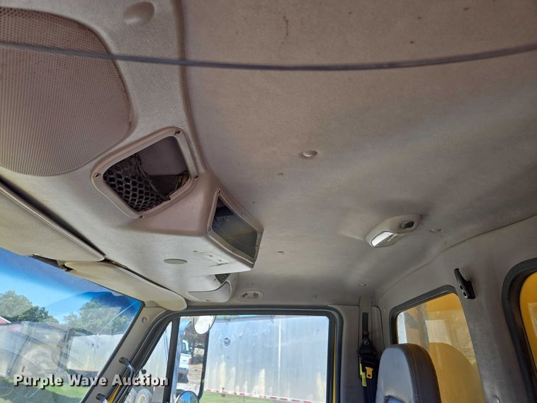 image for item DY0395 2009 Sterling L-Line dump truck