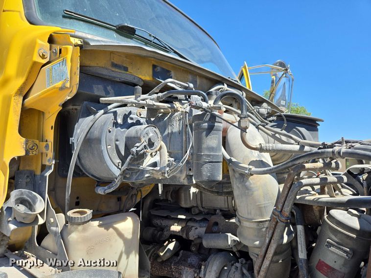 image for item DY0395 2009 Sterling L-Line dump truck