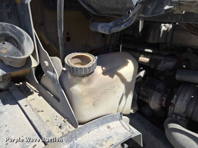 image for item DY0395 2009 Sterling L-Line dump truck