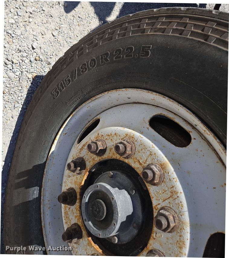 image for item DY0395 2009 Sterling L-Line dump truck