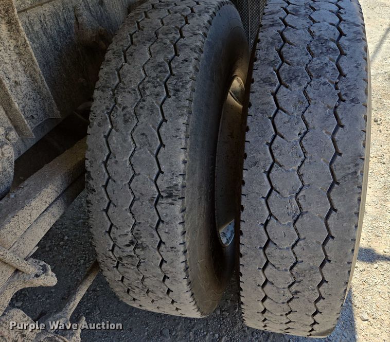 image for item DY0395 2009 Sterling L-Line dump truck