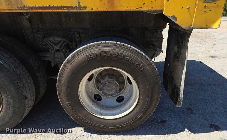 image for item DY0395 2009 Sterling L-Line dump truck